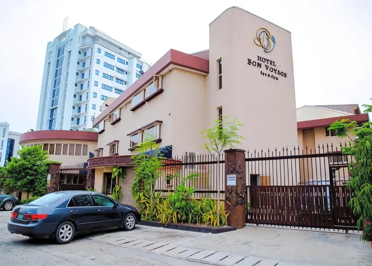 Hotel Bon Voyage