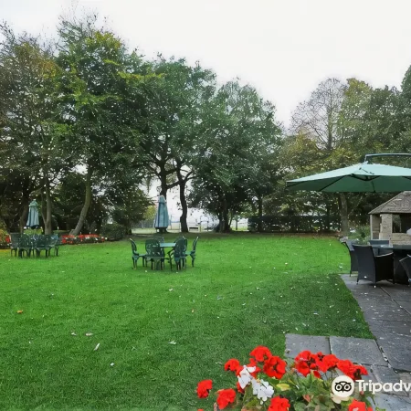 Hyll Hotel