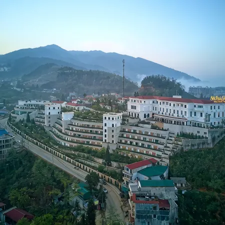 Silk Path Grand Sapa Resort & Spa