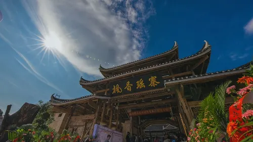 Fengxiang Yaozhai Hotel - Homestays
