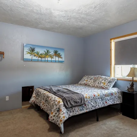 Breathtakingly charming 4-bedroom house with WiFi in Charlo.