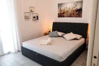 Modern apartment with sea view, top amenities and private parking space - 무료 와이파이