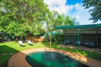 Livingstone Lodge - Pools