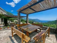 Family Retreat Bozovic Hotels in Podostrog