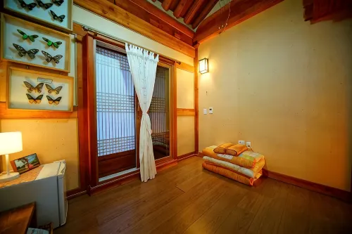 Jeonju Hanok Village Seoro - Country Houses