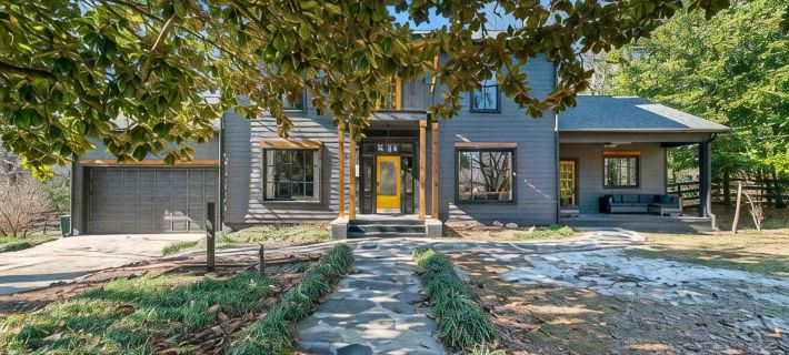 Historic 6 Bedroom Luxury Home Walking Distance to Downtown Jasper! Hotels in Pickens County