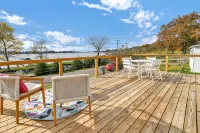 Lakeside Haven