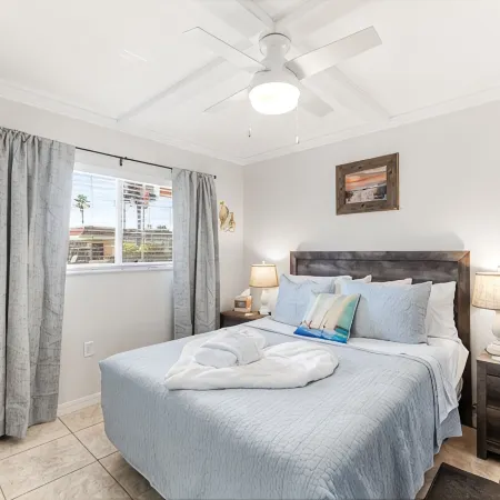 Fall Discount / Close to St Augustine/Steps to Beach, Pool, Dock/Beach Supplies Hotels in Crescent Beach
