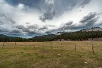 ⭐ Northern Montana Yurt-WiFi-smart tv  ⭐ - Wifi
