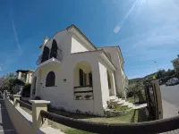 Villa with garden in a small paradise - Villas