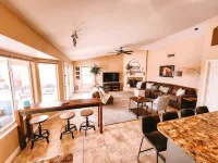 Avondale Pool Amazing Backyard Perfect for working crews and mid term stays - Boutique