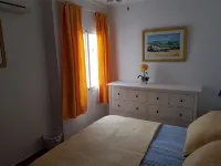 Penthouse Overlooking Mediterranean with A/C  VFT/MA/06432 - Huoneistot