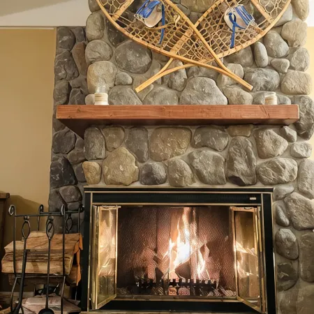 Spacious 3 level townhouse just minutes from the base of Stratton Mountain!