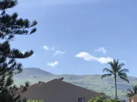 Maui Condo Steps from the Beach--Mountain Views and Partial Ocean View - Mountain view