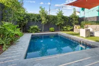 Hidden Oasis With Private Pool - Near FQ - Kolam Renang Peribadi