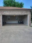 One level home close to interstate and 25 minutes to Nashville. - Holiday bungalows
