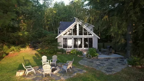 Beautiful Phillips Lake Home.