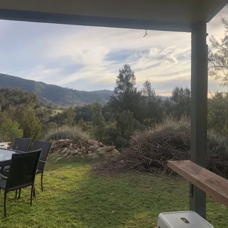 Hilltop Hideaway, Firepit, Starry Nights & Privacy