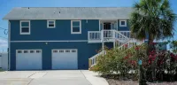 Private waterfront retreat with pool & 40 foot dock