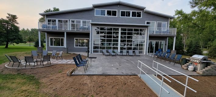 Woman Lake Beach House - Family Reunion - Private 100' Wide Beach Hotels in Cass County