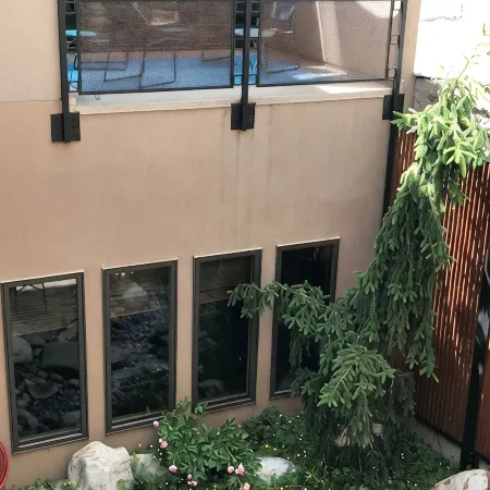 Downtown MainStreet Penthouse 1BR five star Rental with parking overlooking main