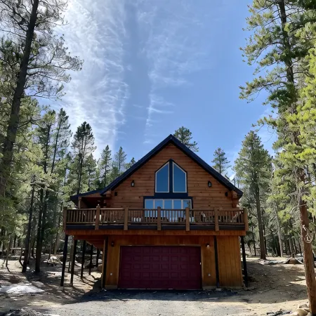 The Fabulous Black Hawk Log CabinFamily and Pet - friendly