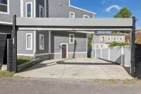 Luxury 4BR home 7 mins to US Capital, Rooftop deck, in Washington Free Parking - Jacuzzi