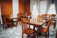 Creestar Hotel and Suites - Breakfast