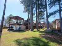 Lilly's Pad at Lone Star Lake Ξενοδοχεία στην πόλη Morris County