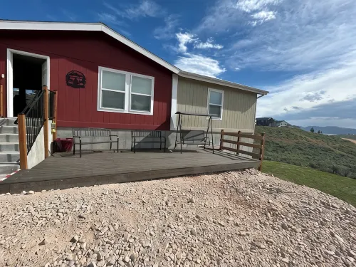8 Bedroom, 4 Bath, 15 Beds, 4K square feet of space