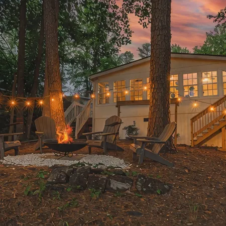 New Game Room-Snow Cones-Pet Friendly-Dock-Fire Pit-Kayaks-Paddleboards-