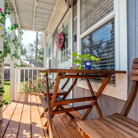 ✨ Adorable Guest House in South Tyler ✨