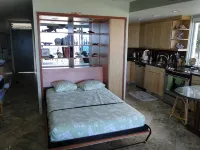 Beachfront 1-Bedroom Corner Condo on Kameole Beach II, with Two Ocean Views. - Private Pools