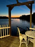 Large beautiful ocean front studio with private dock - 4-Star