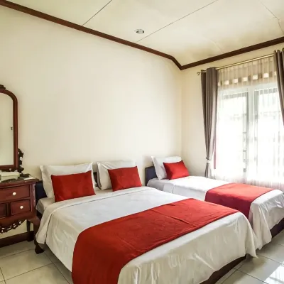 Puri Indah Inn Kaliurang Hotels near Mount Merapi Museum