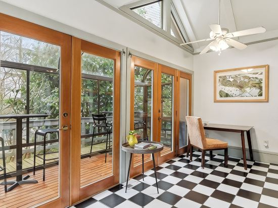 Walkable Fremont Home with Parking