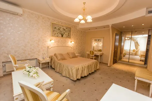 Oazis Hotel - 3-Star