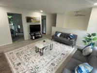 Cozy 3-bedroom 2.5 bath house in Kent near hospital and shopping centers Hotéis em Kent