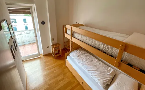 Central, spacious and comfortable, easy to reach by car or train.