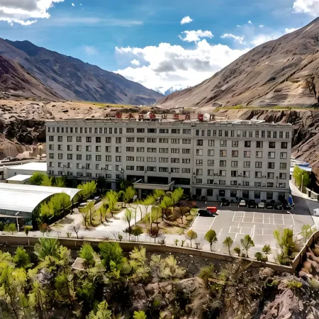 Duola Shenshan Hot Spring Hotel