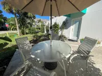 Closest studio to Vanderbilt Bch, lovely remodel, yard, has everything & extras!