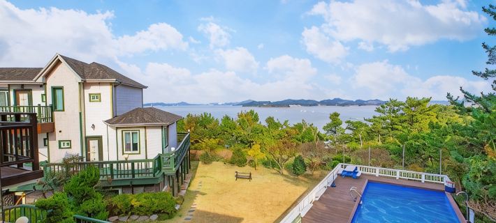Taean Napoli Pension Отели в г. Сосан