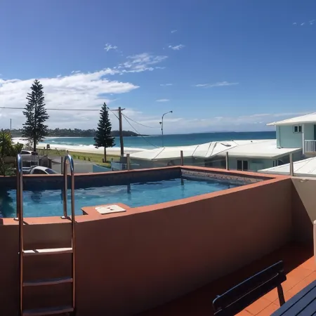 Beach House Mollymook