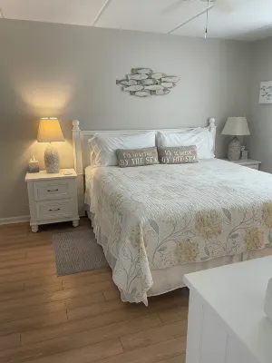 Get Away Now! St. Augustine Beach A1A Beach Blvd -  King Bed/Master Br!! - 3성급