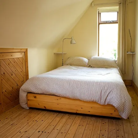 Rusheens Cottage. Charming comfortable cottage with sauna in peaceful valley.