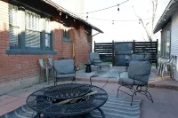Bricklight District Bungalow - บังกะโล