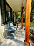 Carters Creek Cottage just minutes away from Franklin, Leipers Fork, South Hall.