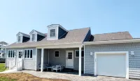 The Nest: Charming 3-bedroom house in Brigantine~Steps to Beach!