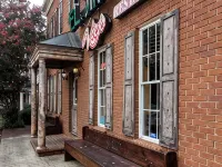 TigerTown Retreat - Comfort Minutes from Campus Hotels in Clemson