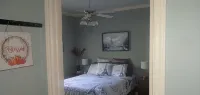 JOYFUL QUARTERS - BEAUTIFUL SPACIOUS 1 BEDRM APARTMENT - Wifi
